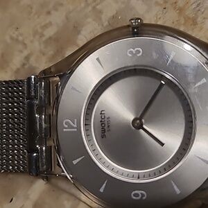 WOMENS DESIGNER WATCH